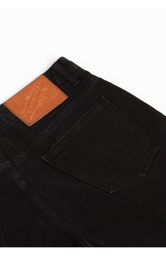 Black Dog Jean Shorts (Strawberry Fit)-thumbmail-4