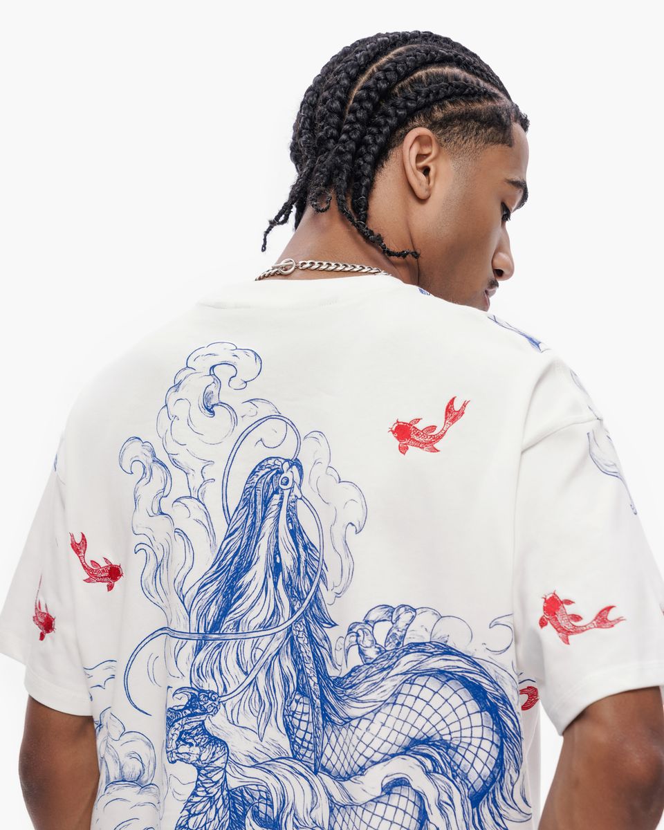 Back Close Up View of the Valabasas "MYTHIC FLOW" TEE
